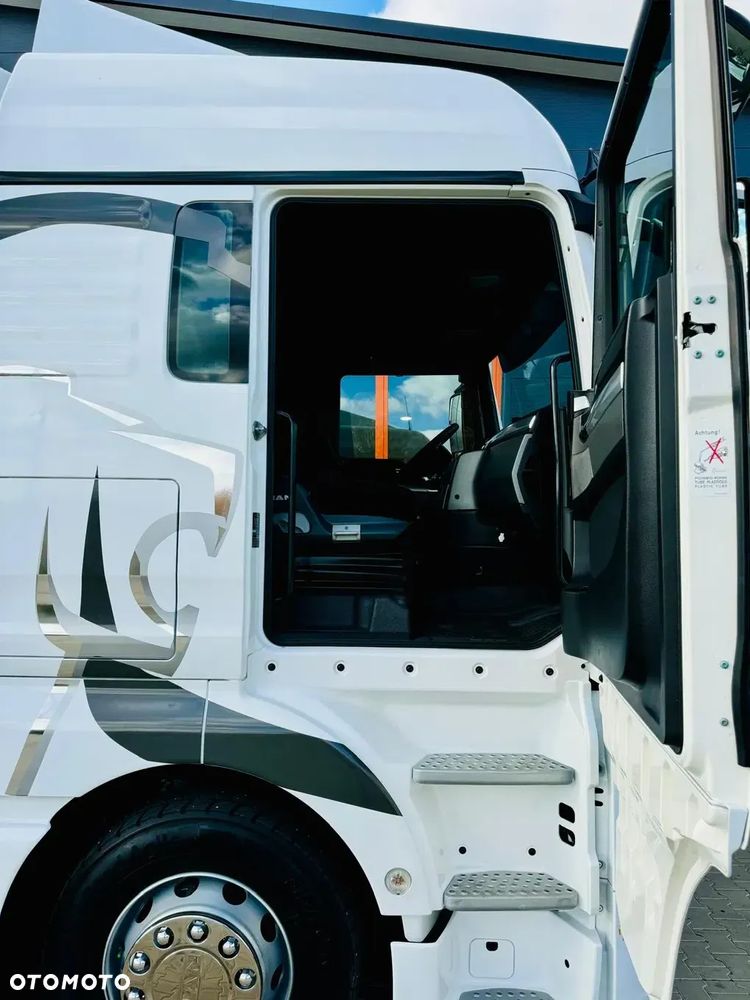 MAN MAN MAN TGX 26.440 // E6 // chłodnia z windą // 22 Epal // sypialka // - 29
