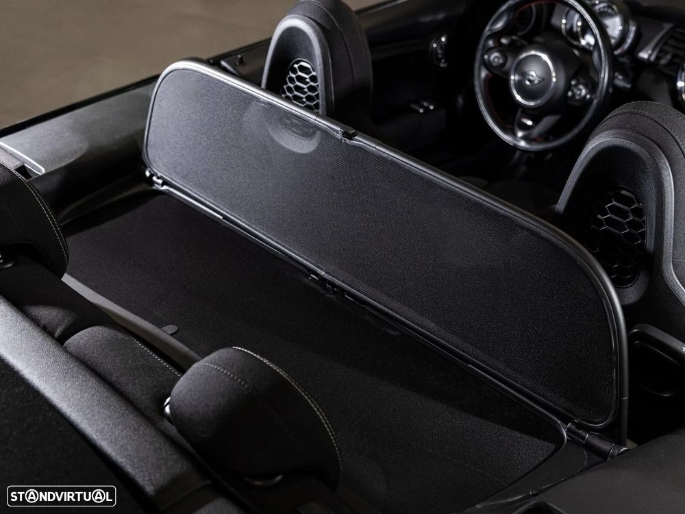 MINI Cabrio Cooper Auto - 11