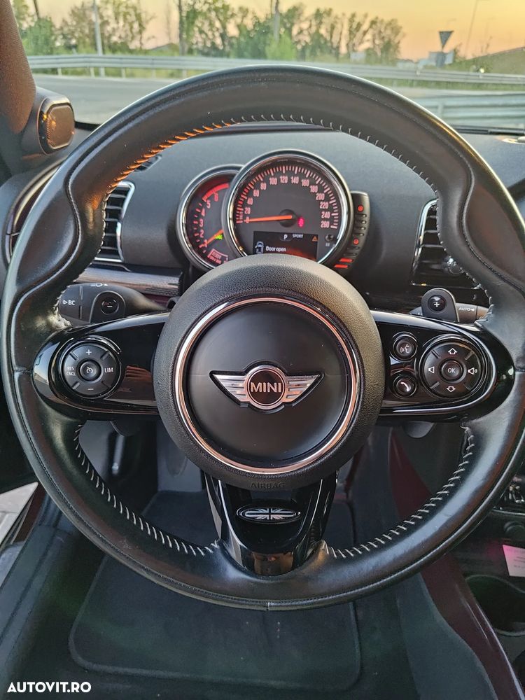 Mini Clubman - 25