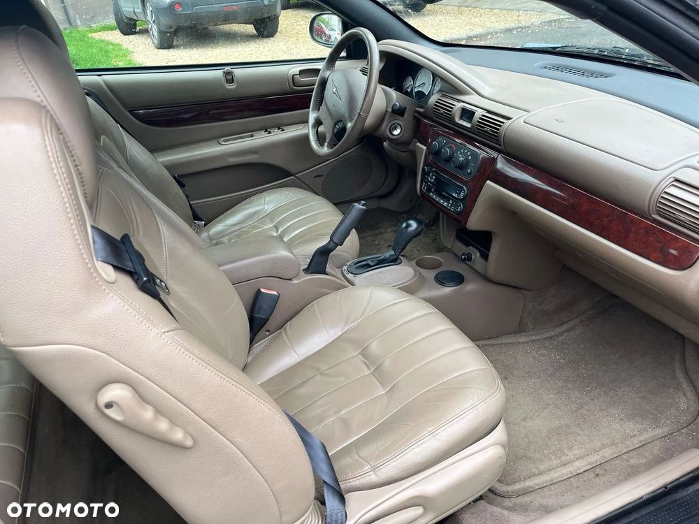 Chrysler Sebring Cabrio 2.7 LX - 8