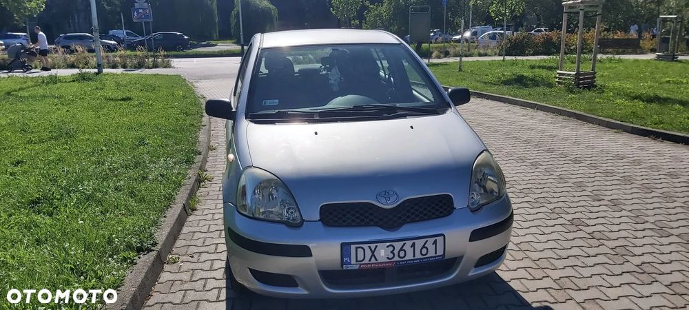 Toyota Yaris 2006 photo 2