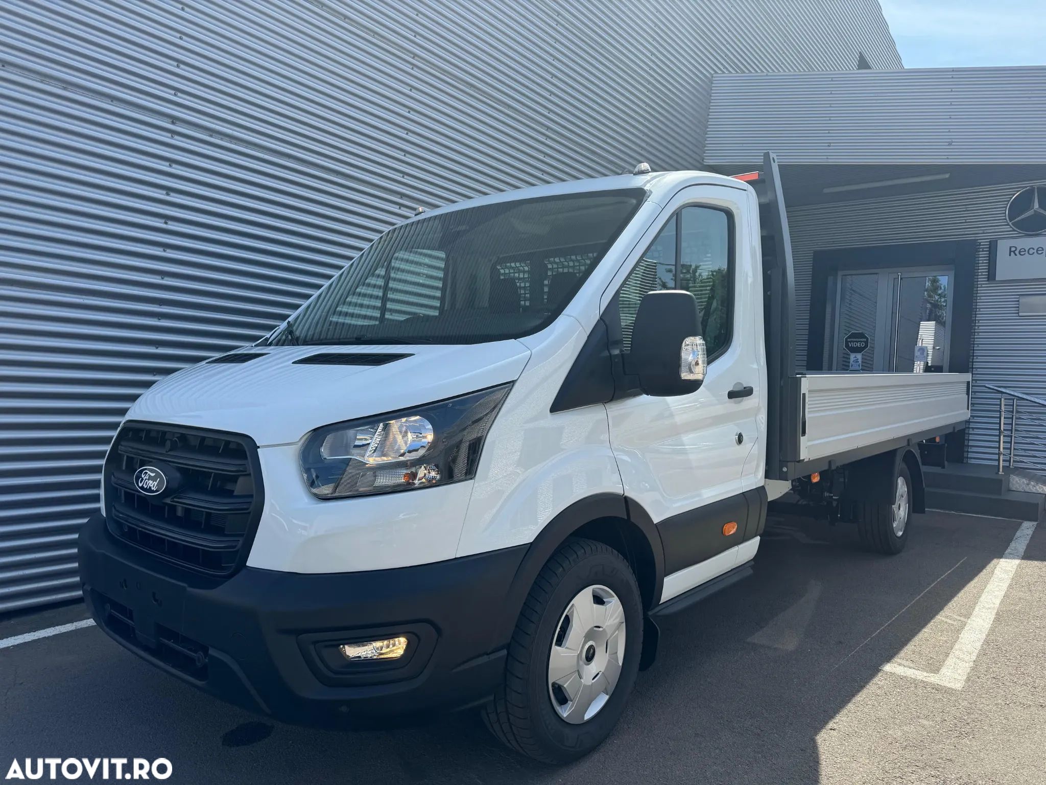 Ford Transit - 1