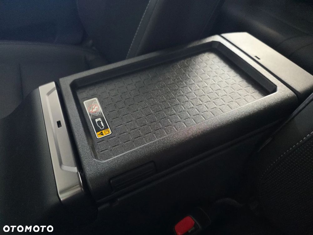 Toyota RAV4 2.5 Plug-in Hybrid Executive 4x4 e-CVT - 39