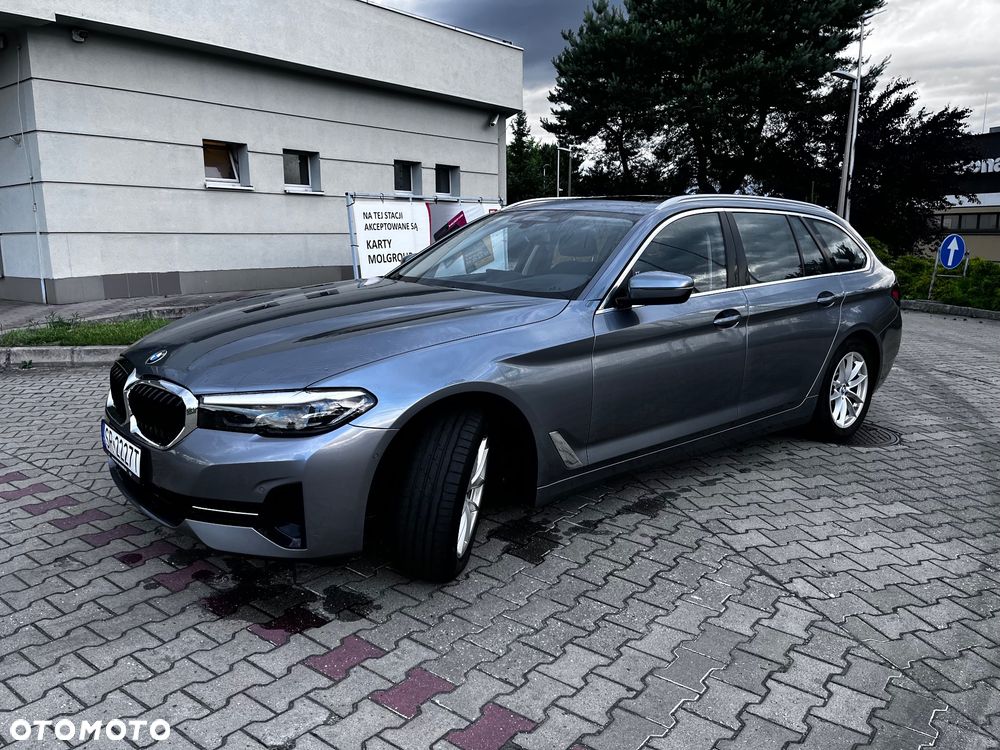 BMW Seria 5 520d - 28