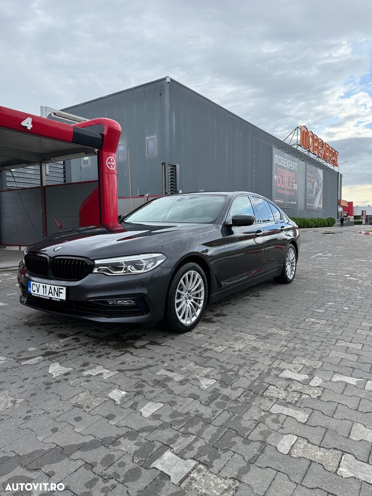 BMW Seria 5 530i AT - 10