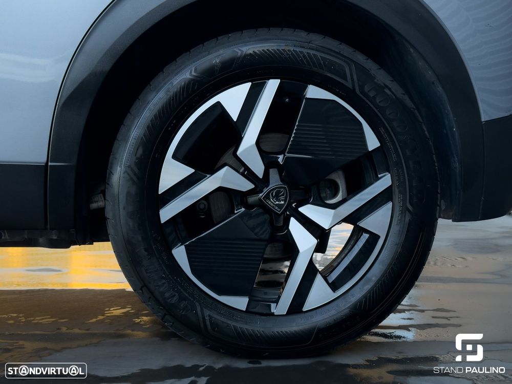 Peugeot e-2008 54 kWh Allure - 18