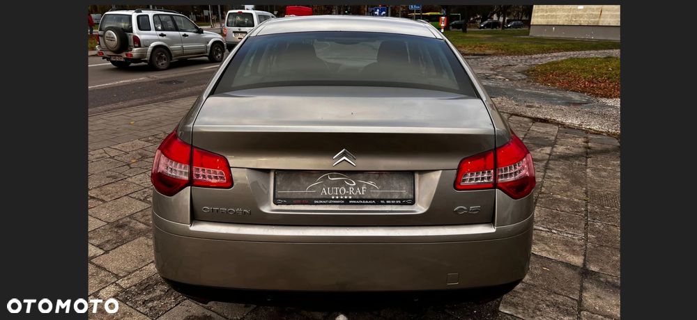 Citroën C5 HDi 110 FAP Confort - 8