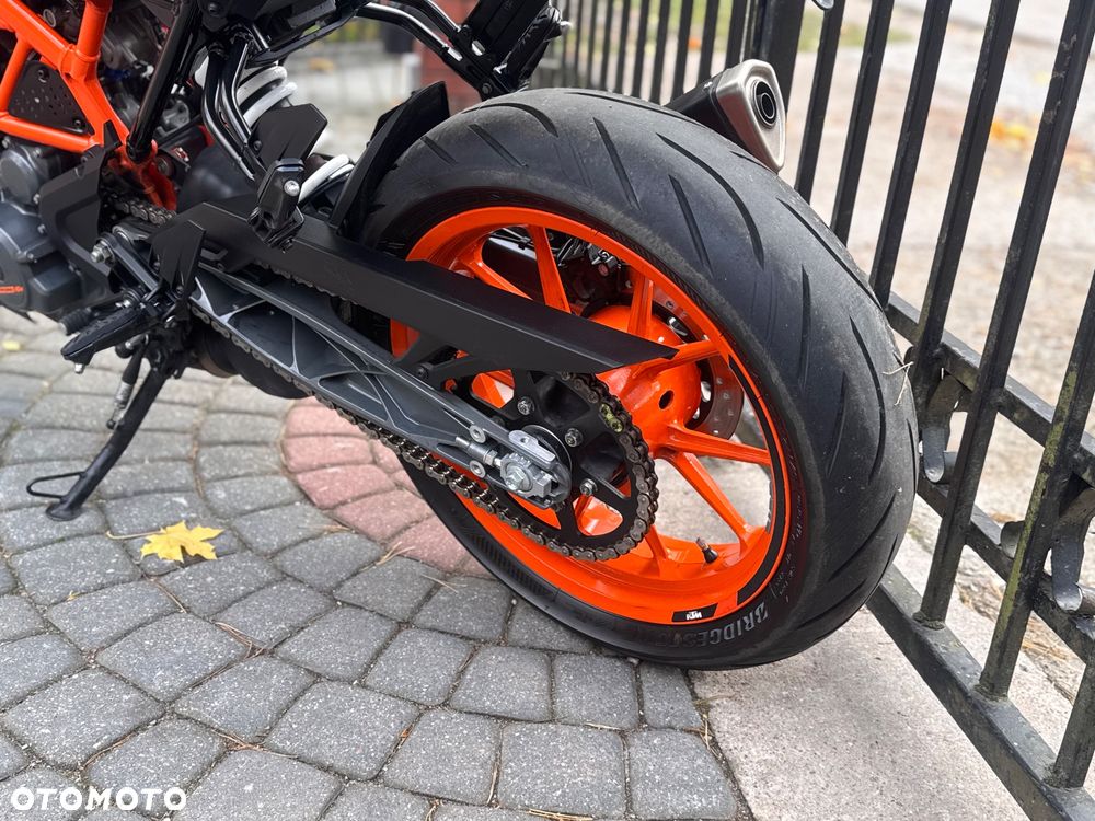 KTM Duke - 21