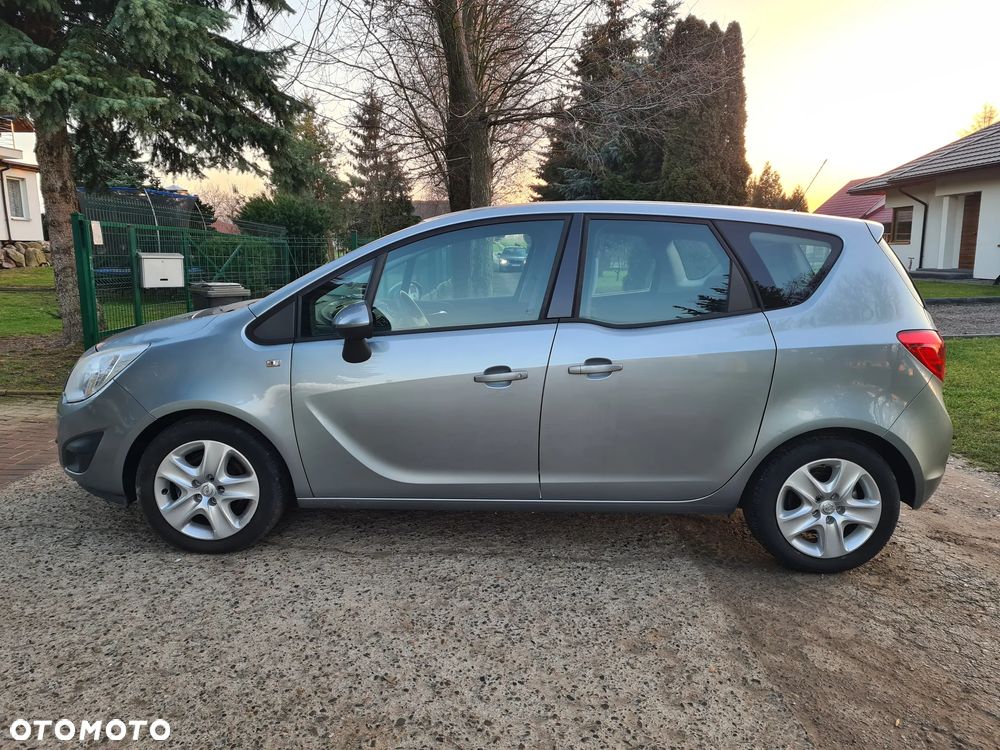 Opel Meriva - 13