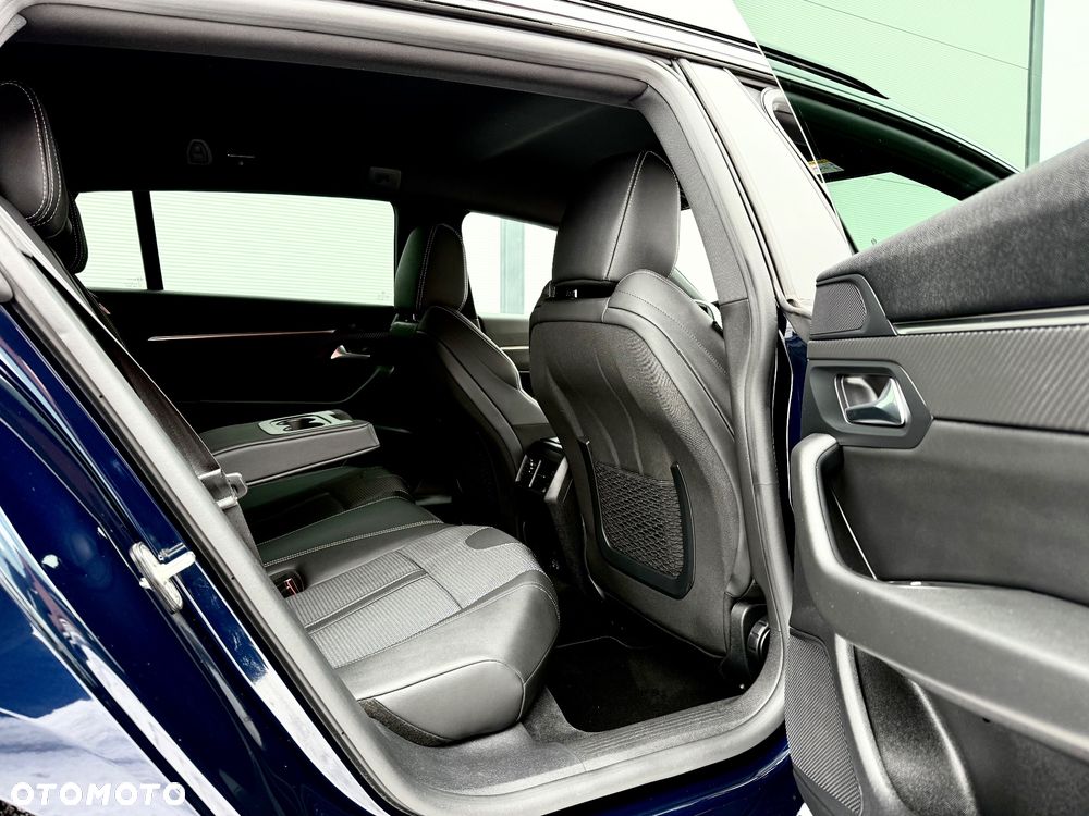 Peugeot 508 BlueHDi 130 EAT8 Allure Pack - 32