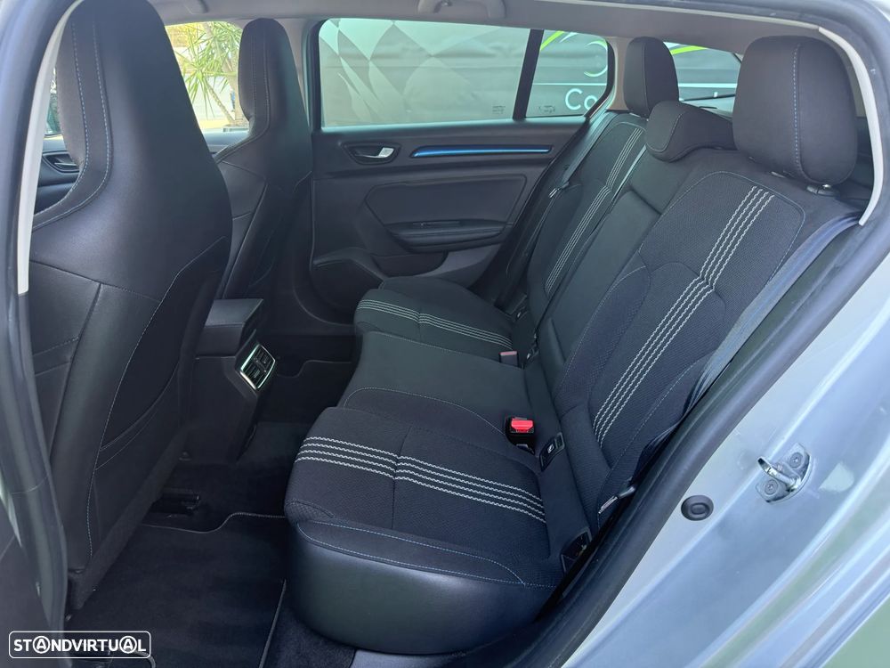 Renault Mégane Sport Tourer 1.5 Blue dCi GT Line - 24