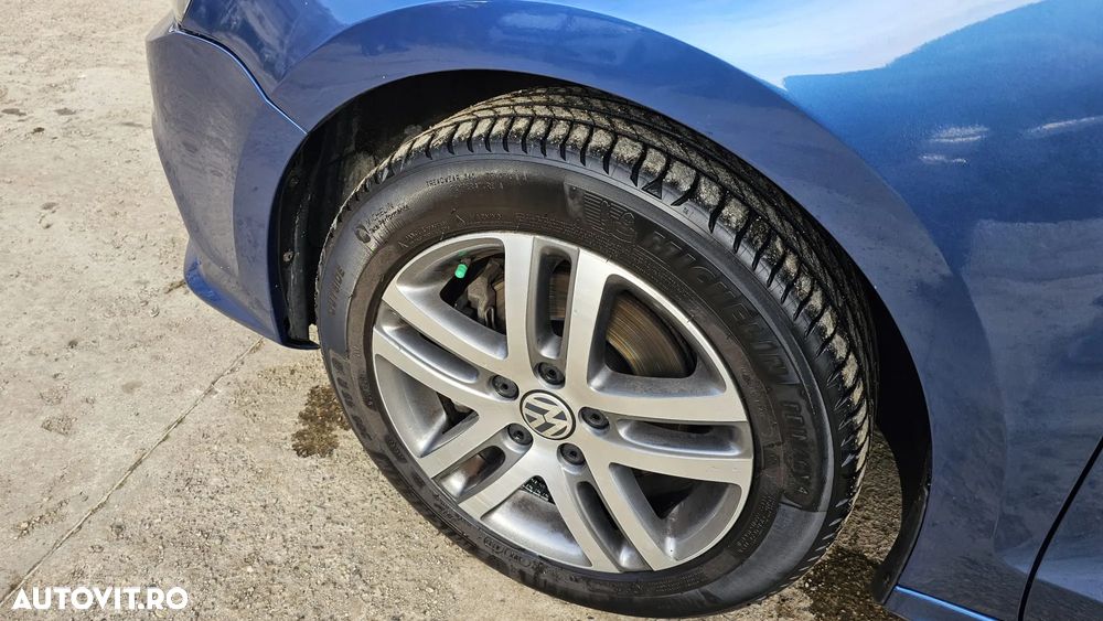 Volkswagen Jetta - 9