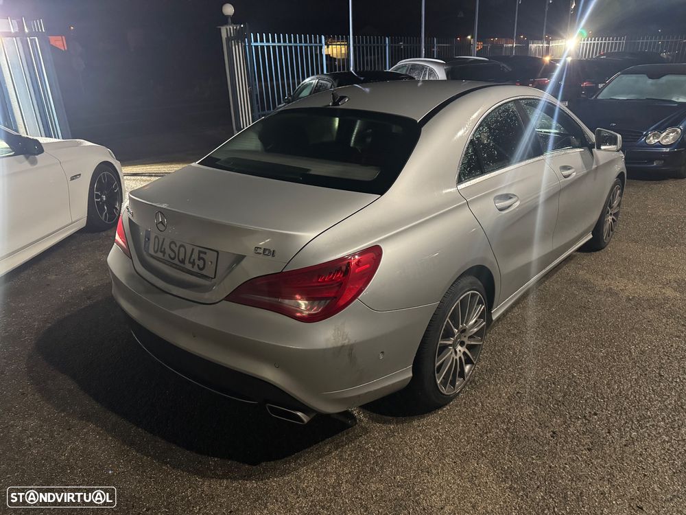 Mercedes-Benz CLA 220 CDI 7G-DCT Urban - 24