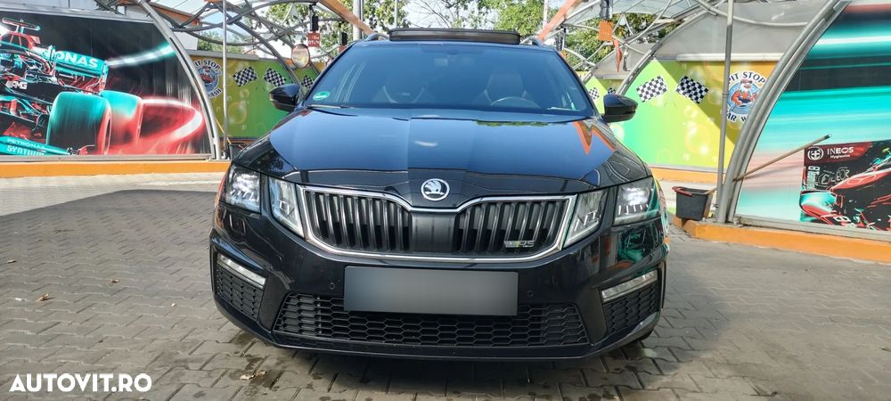 Skoda Octavia 2.0 TDI DSG RS - 1