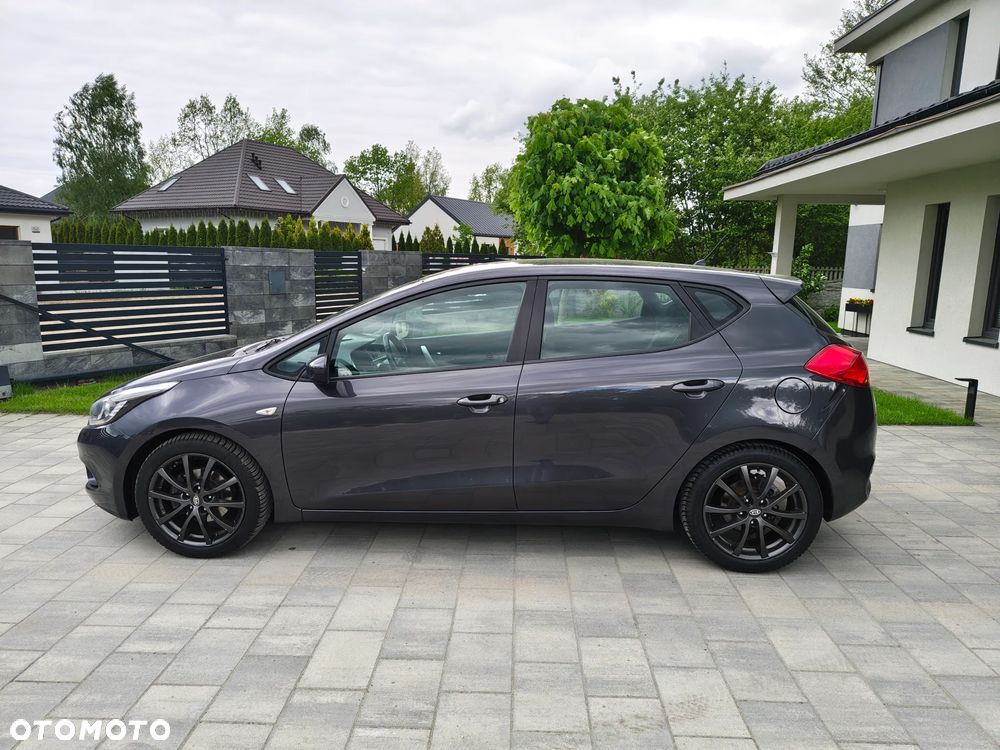 Kia Ceed 1.4 CVVT Attract - 9
