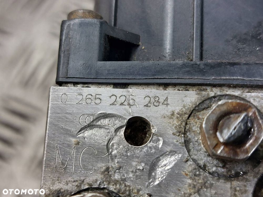 POMPA STEROWNIK ABS TOYOTA COROLLA VERSO II 44540-0F010 0265225284 - 2