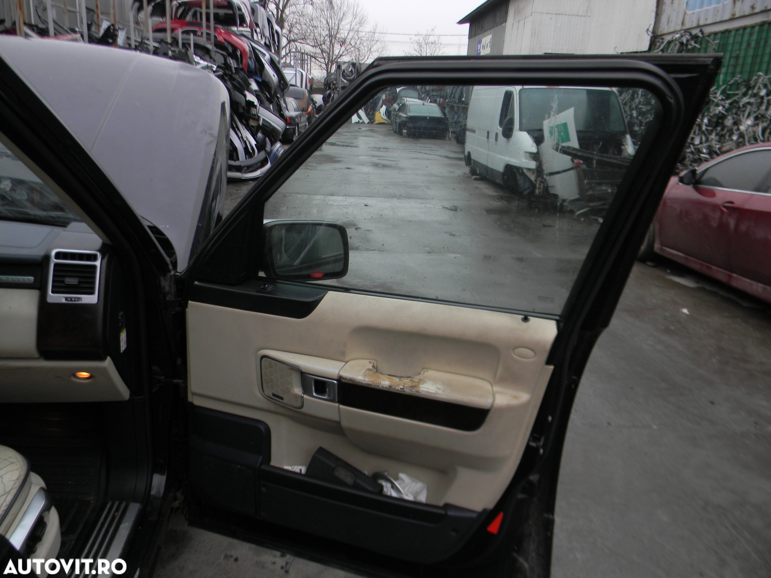 Dezmembrari  Land Rover RANGE ROVER Mk 3 L322 (LM)  2002  > 2012 3.6 - 26