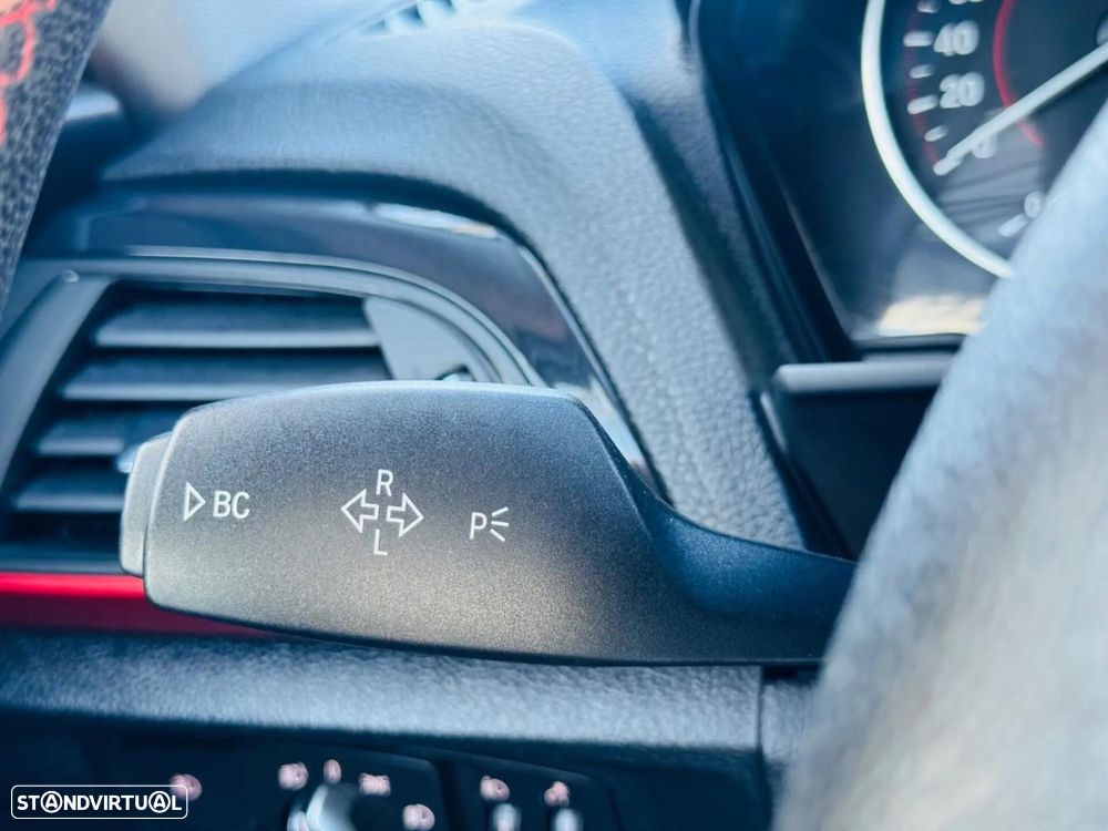 BMW 116 d EfficientDynamics Edition Sport Line - 25