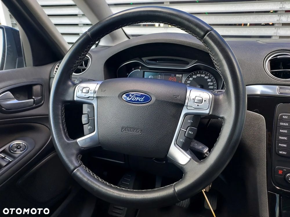 Ford S-Max 2.0 TDCi DPF Titanium - 34