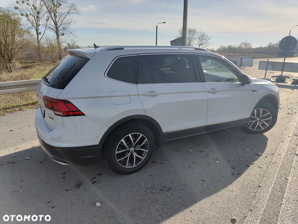 Volkswagen Tiguan - 9