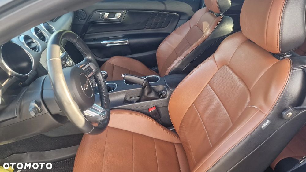 Ford Mustang 2.3 Eco Boost - 38