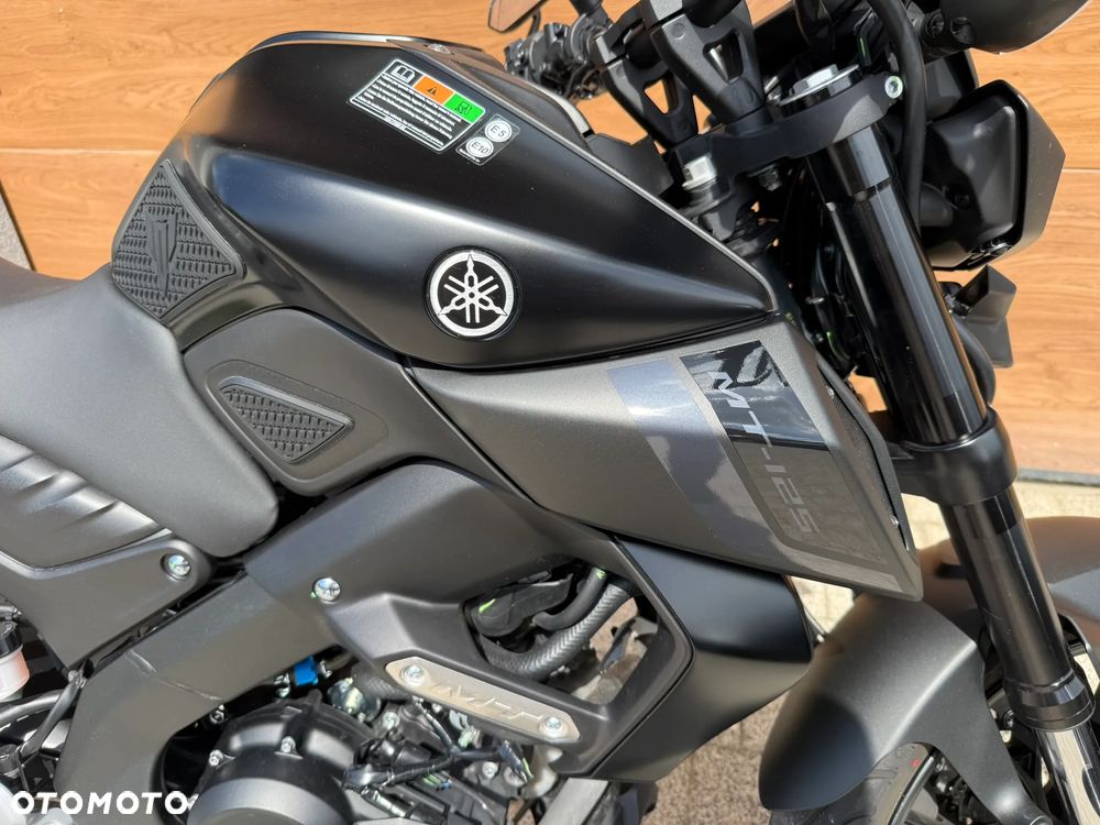 Yamaha MT - 11