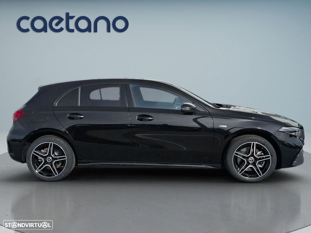 Mercedes-Benz A 250 e — fotografia 9