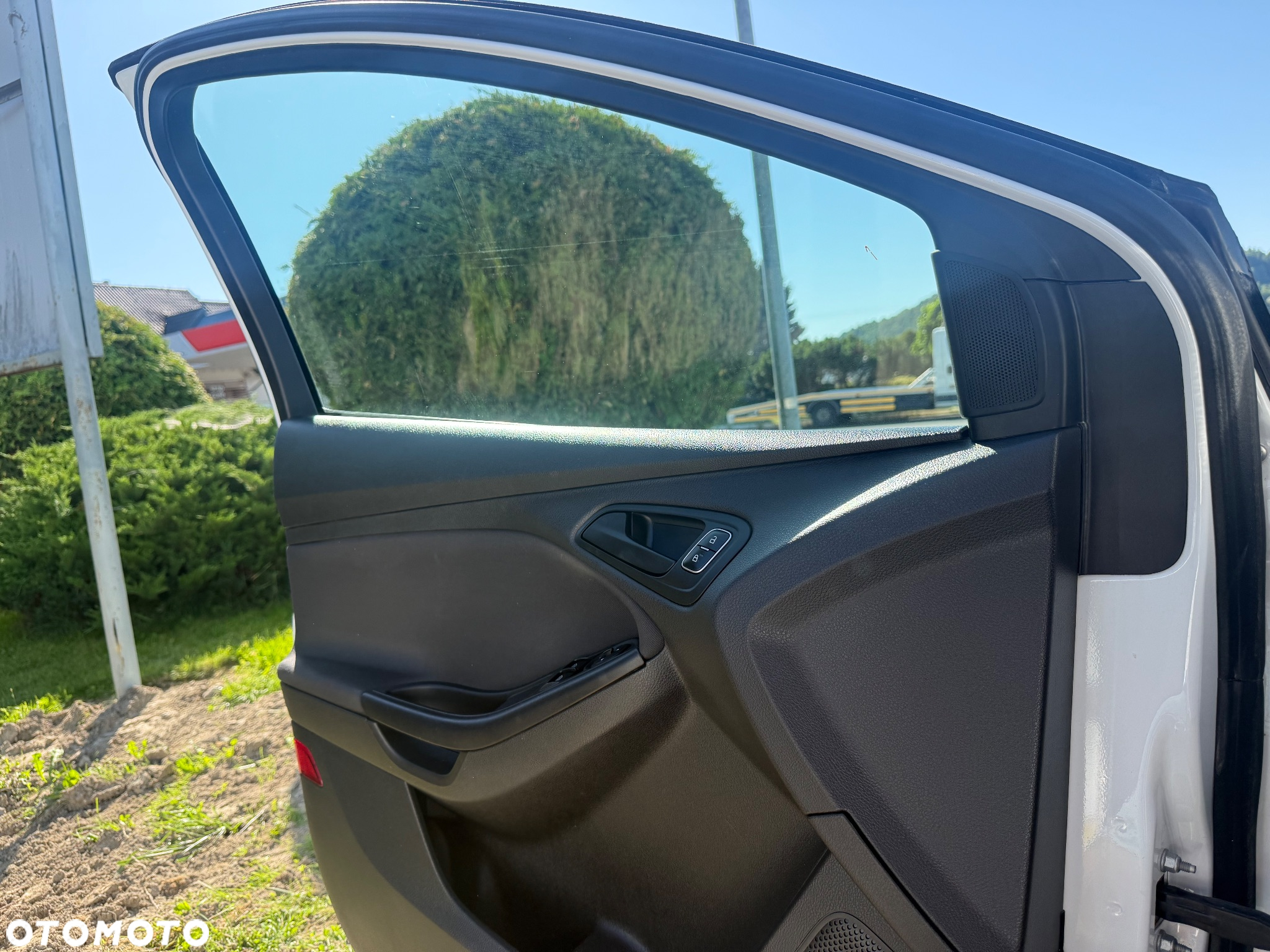 Ford Focus - 13