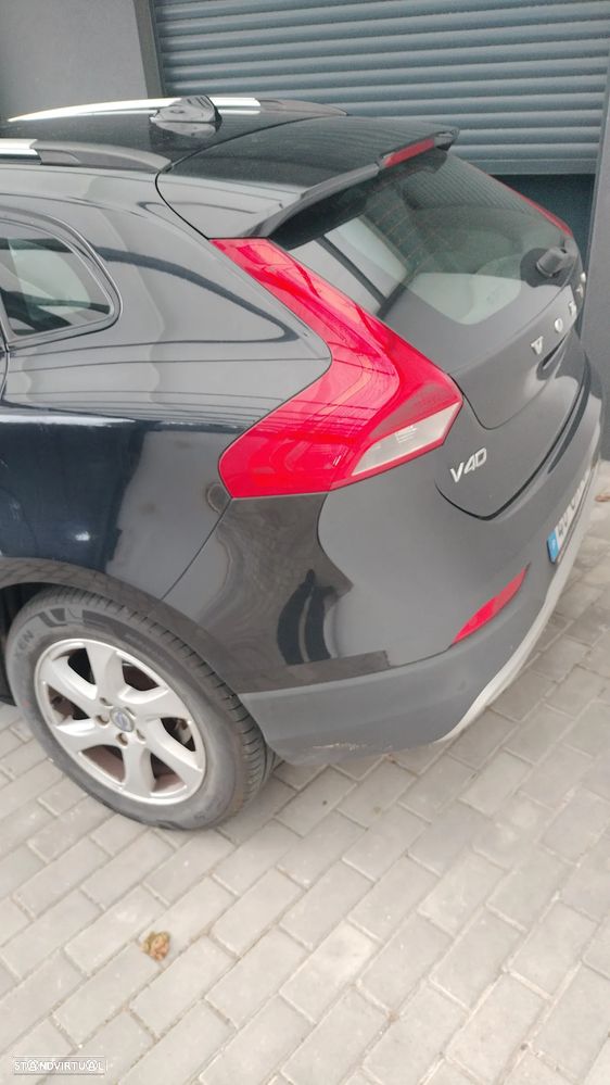 Volvo V40 1.6 D2 Momentum Powershift Eco - 4