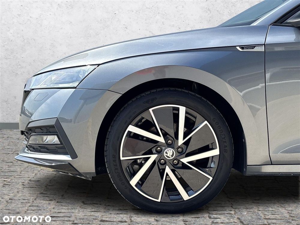 Skoda Octavia 2.0 TDI Sportline DSG - 37