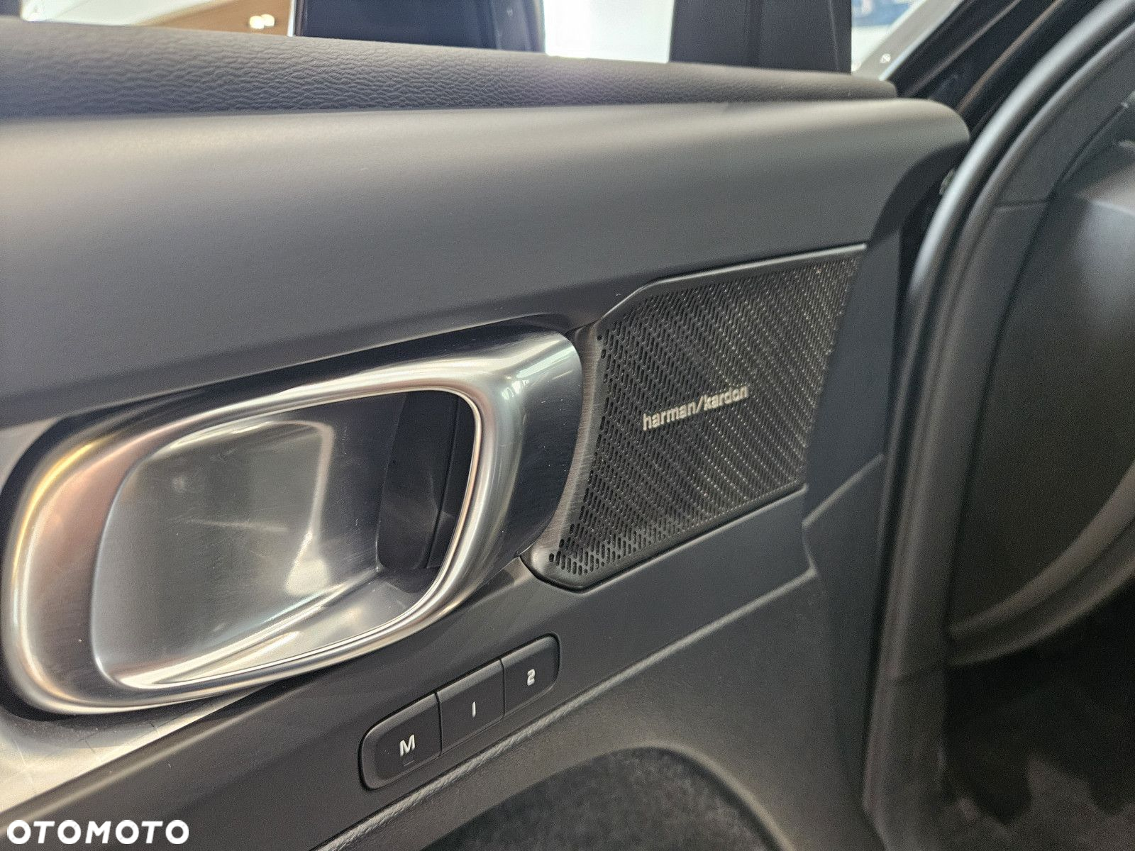 Volvo XC 40 - 22