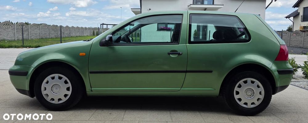 Volkswagen Golf - 9