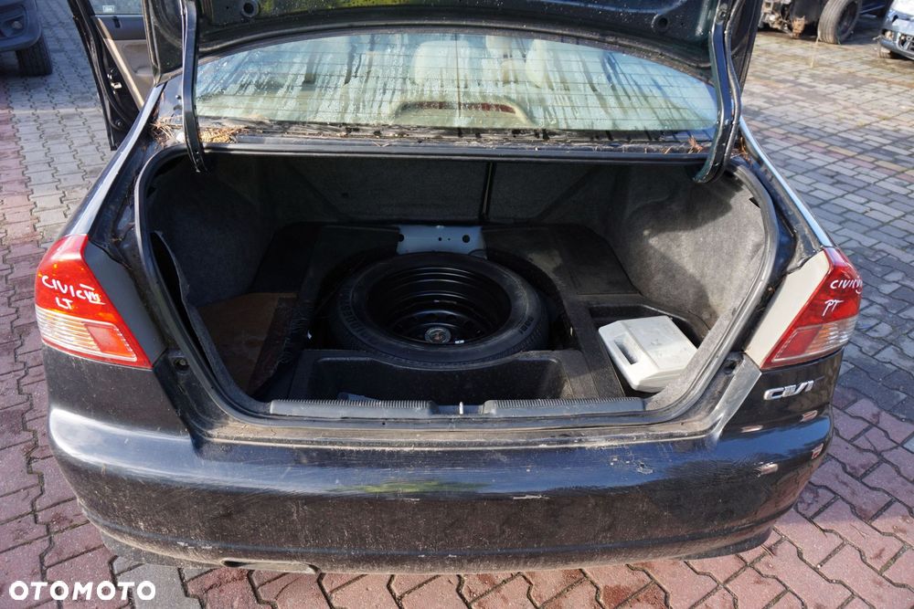 HONDA CIVIC VII LIFT SEDAN 2005 NH629M 1.6 16V D16V1 110KM SZARY na części - 12