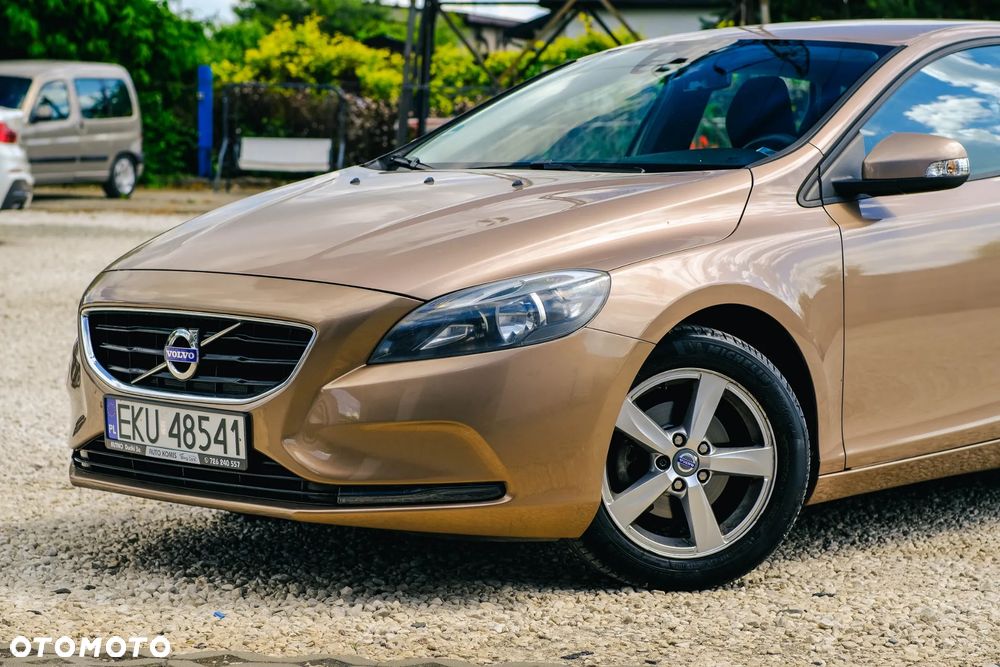 Volvo V40 D2 - 15