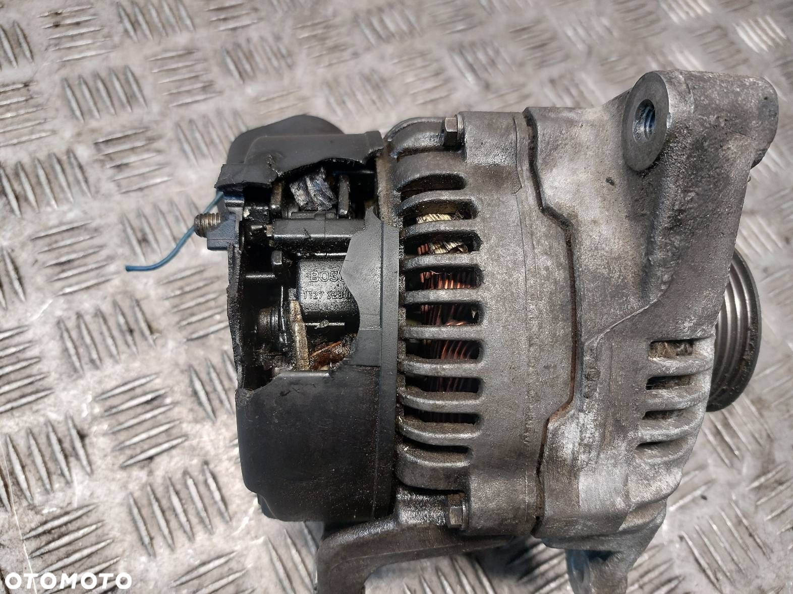 ALTERNATOR VOLKSWAGEN PASSAT B5 2.8 V6 0123510061 - 2