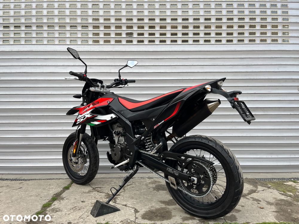 Aprilia SX - 12