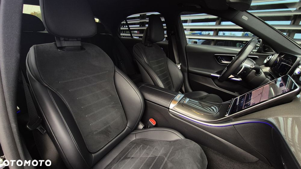 Mercedes-Benz Klasa C 300 4MATIC 9G-TRONIC - 17