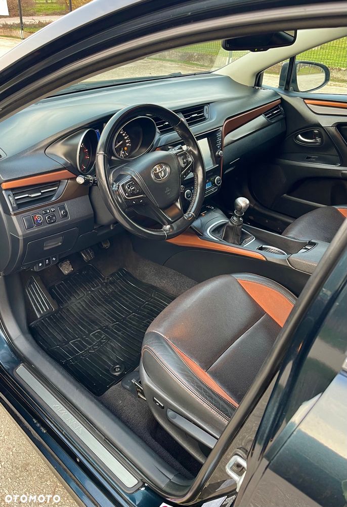 Toyota Avensis 1.8 Prestige - 10