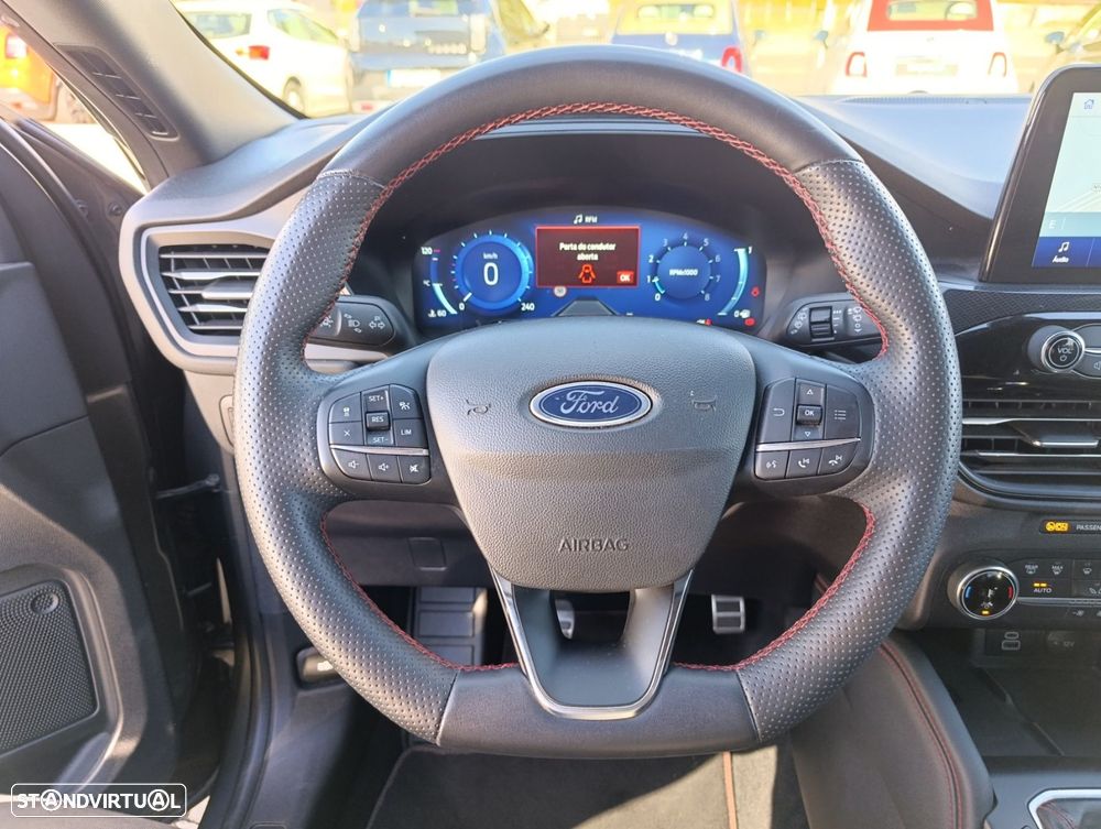 Ford Kuga 1.5 EcoBoost ST-Line X - 13
