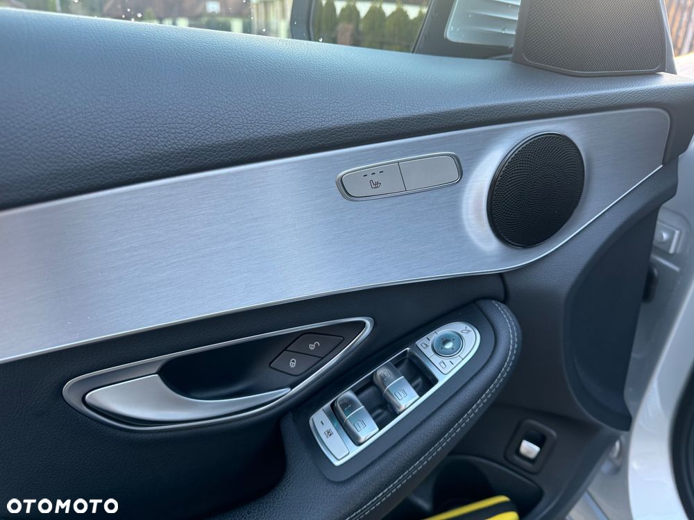 Mercedes-Benz Klasa C - 25