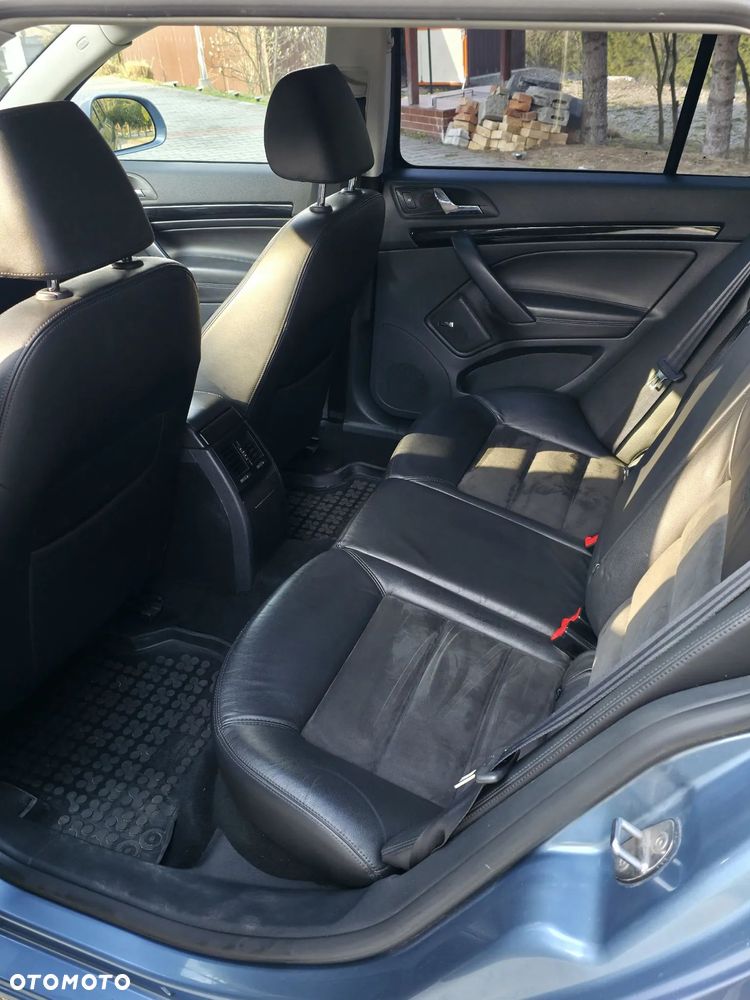 Skoda Octavia 2.0 TDI DPF DSG Laurin & Klement - 8