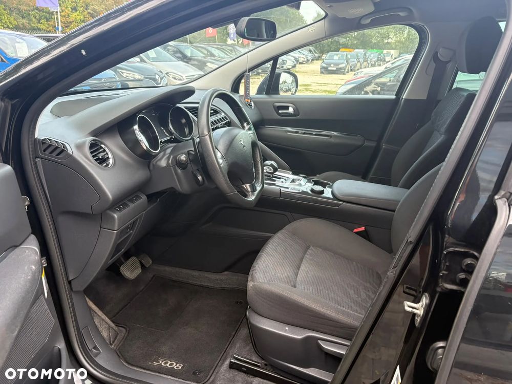 Peugeot 3008 Hybrid4 - 23