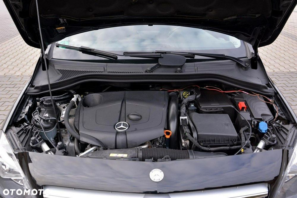 Mercedes-Benz Klasa B 180 CDI BlueEFFICIENCY Edition 1 - 38