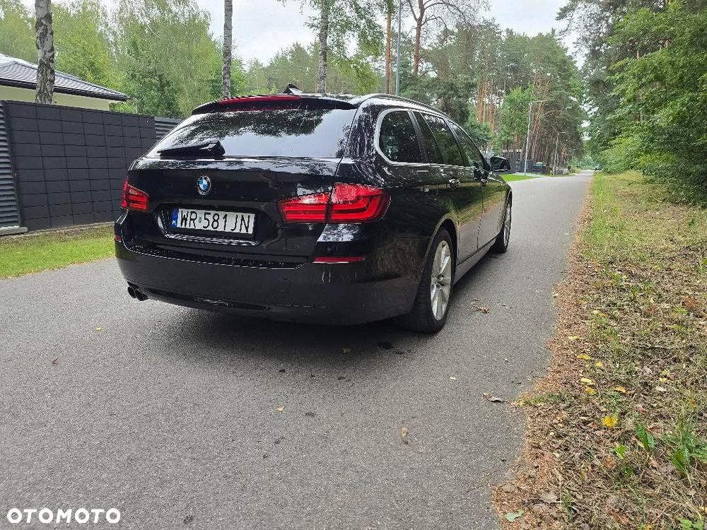 BMW Seria 5 525d Sport-Aut - 9