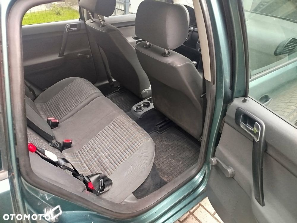 Volkswagen Polo 1.2 Q-Line - 16