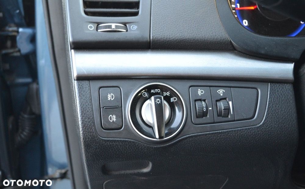Hyundai i40 Kombi 1.6 Trend - 26