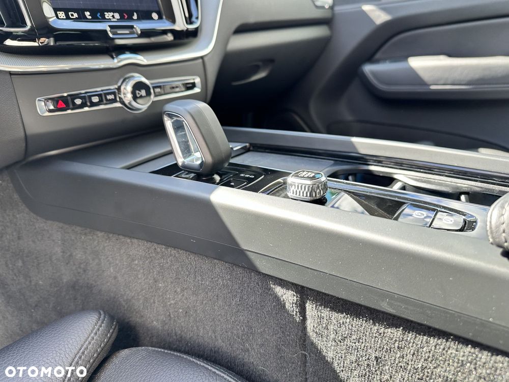 Volvo XC 60 - 16
