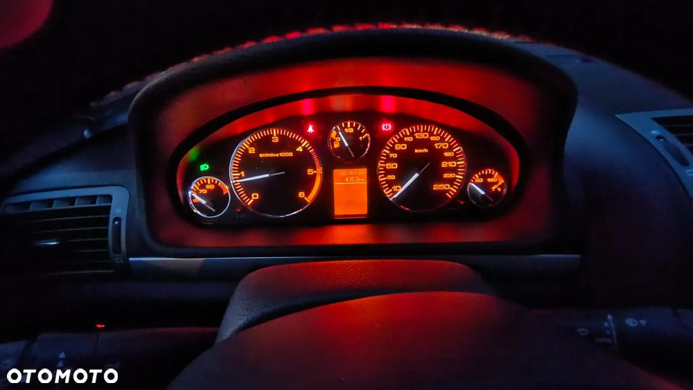 Peugeot 407 2.0 HDI ST Komfort EU4 - 14