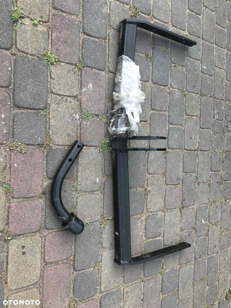 Hak holowniczy Skoda Octavia 2 Sedan - 1