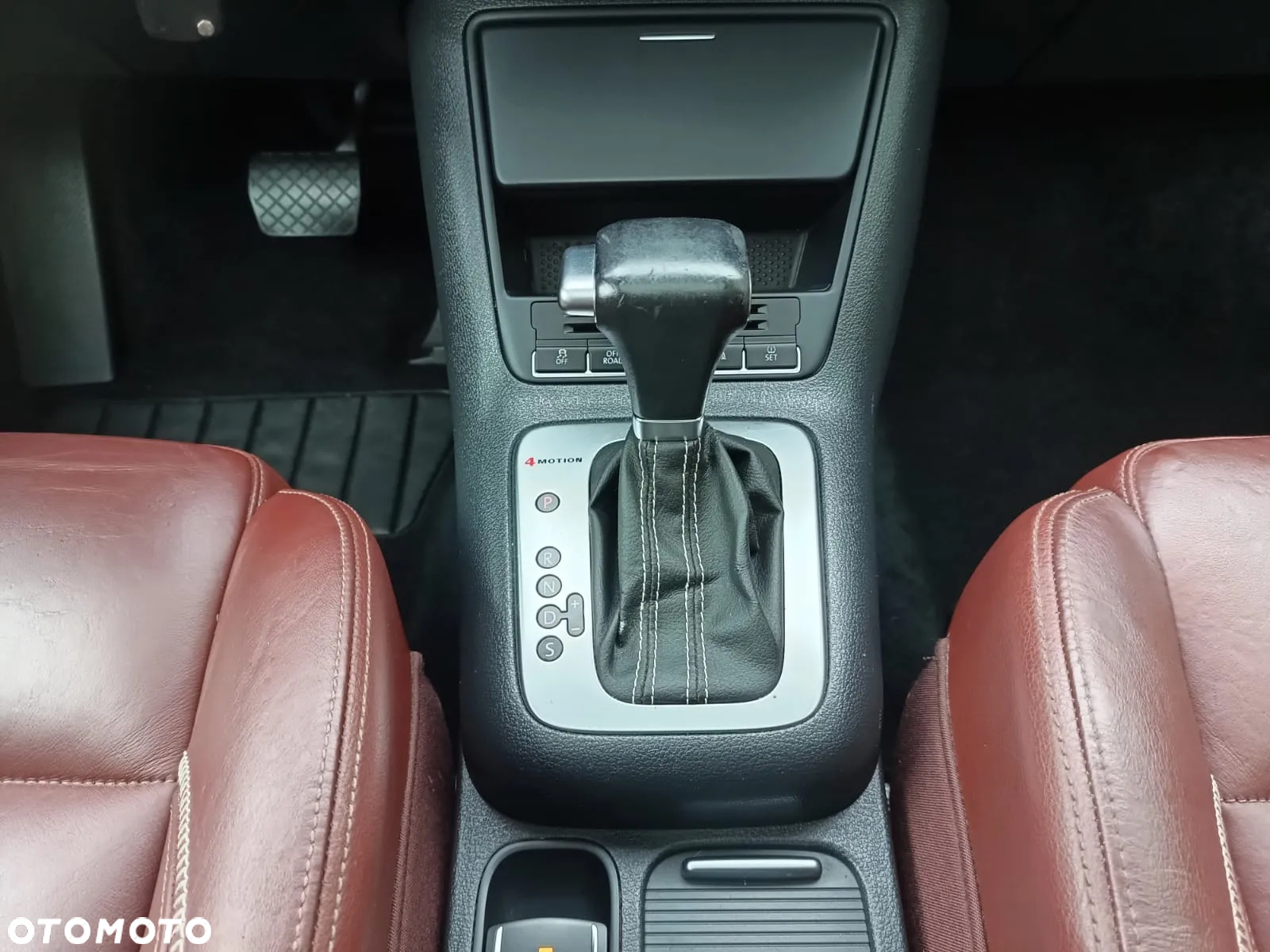 Volkswagen Tiguan 2.0 TDI 4Mot Perfectline R-Style DSG - 15